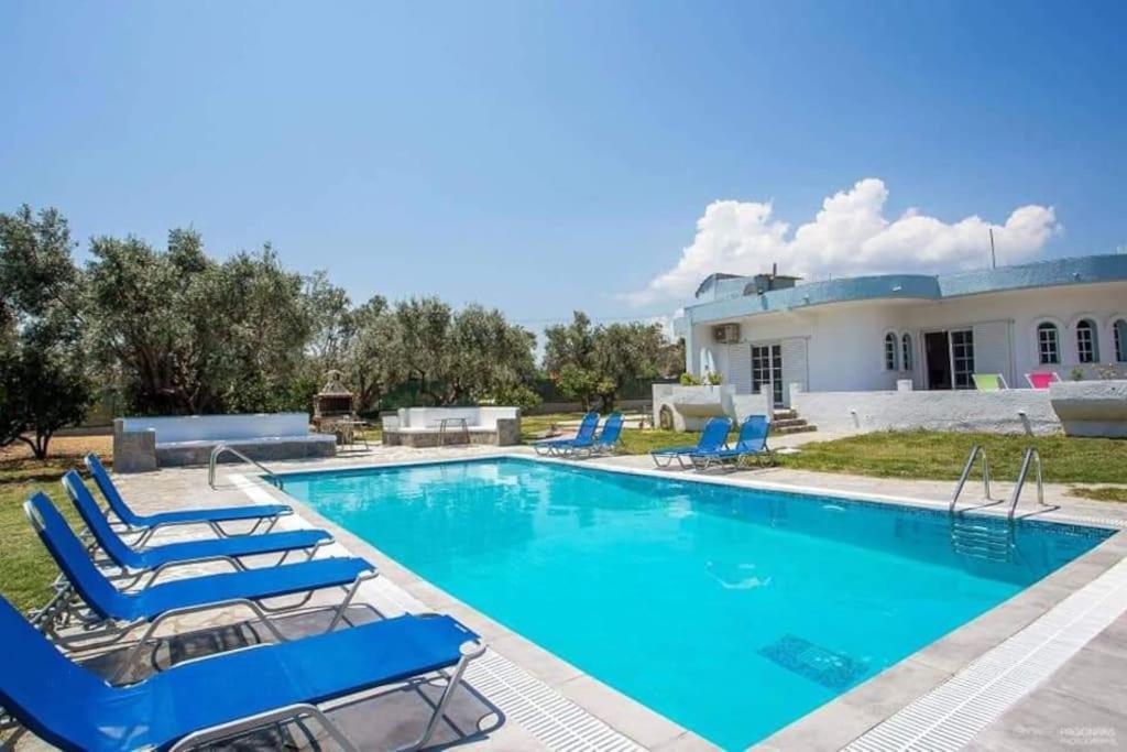 Villa Deluxe
