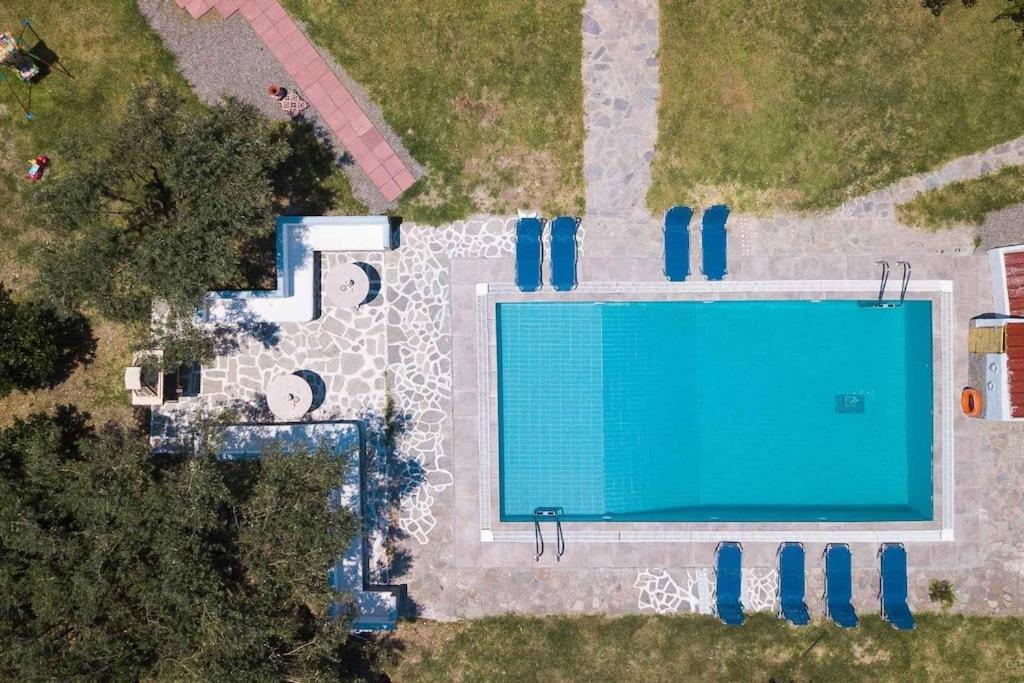 Villa Deluxe *